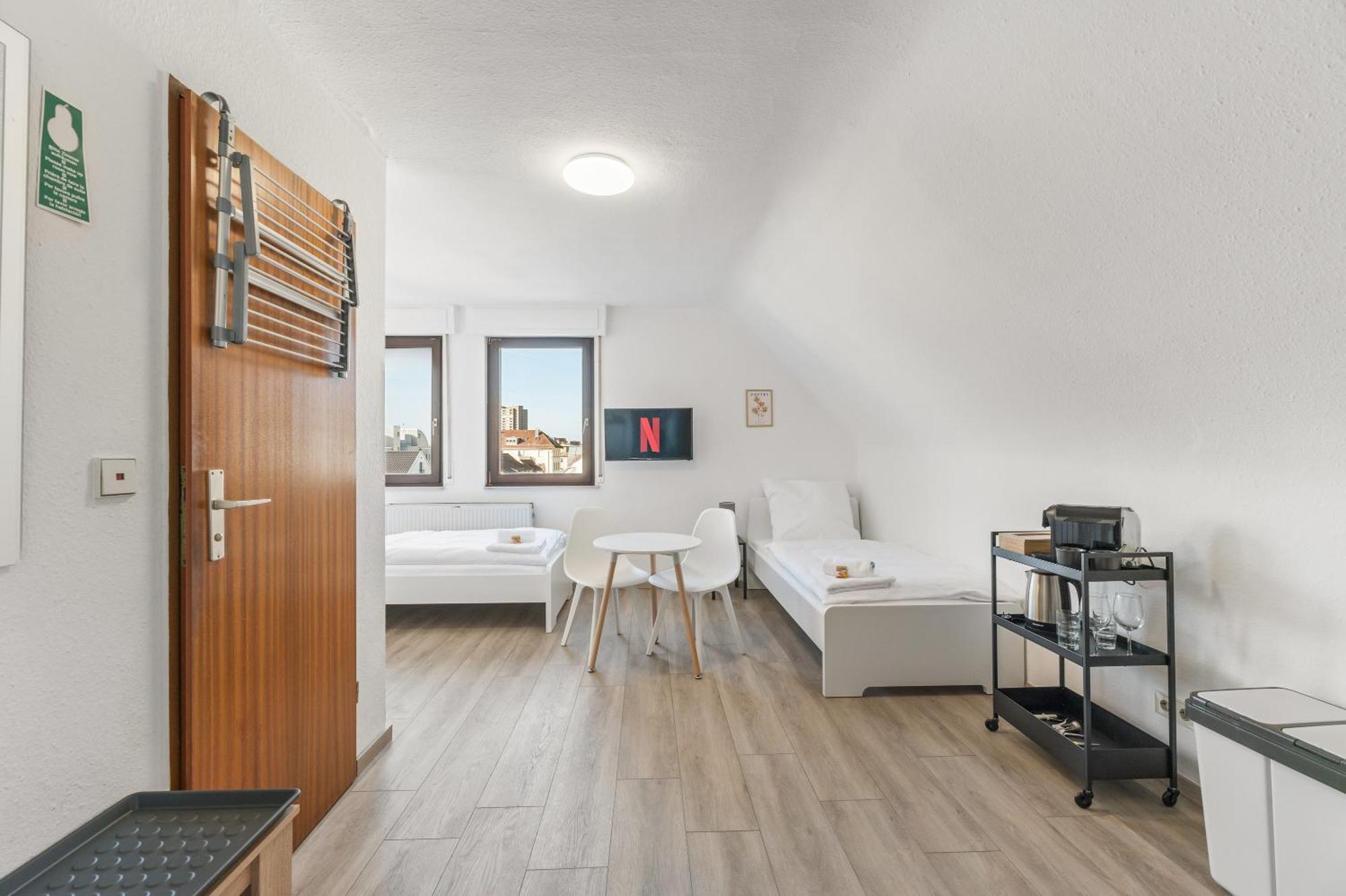 Home2Stay Apartmenthaus Heilbronn City Kitchen Parking Highspeed Wifi Washroom 外观 照片